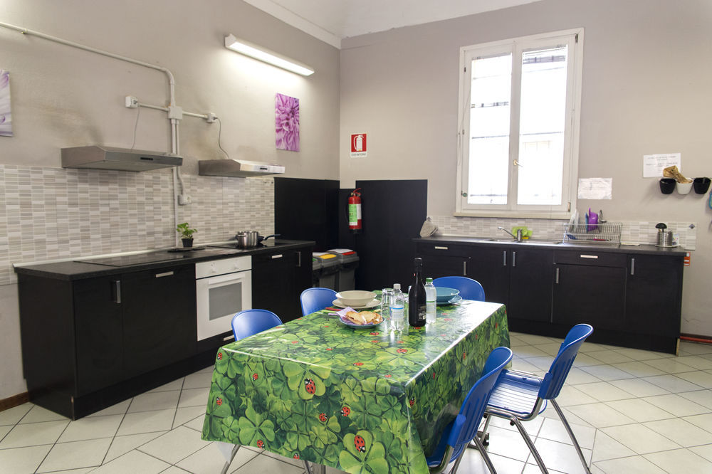 Ostello San Filippo Neri Modena Exteriér fotografie